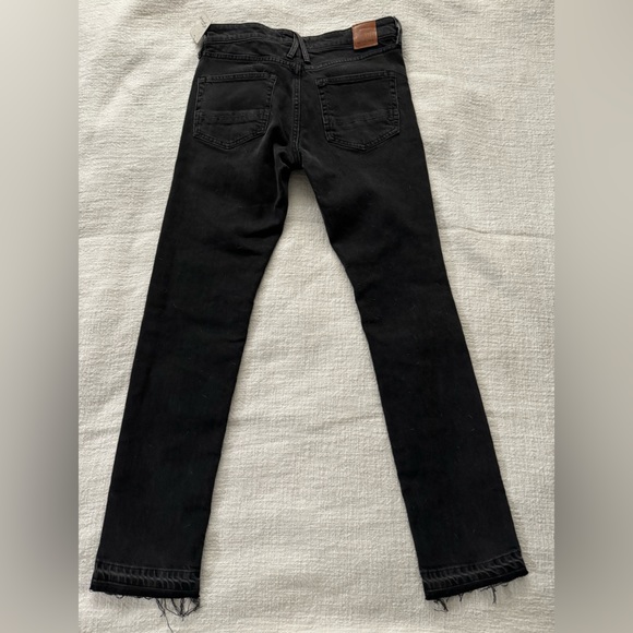 Free People Black Distressed Straight leg Jeans size 26 - Picture 2 of 8